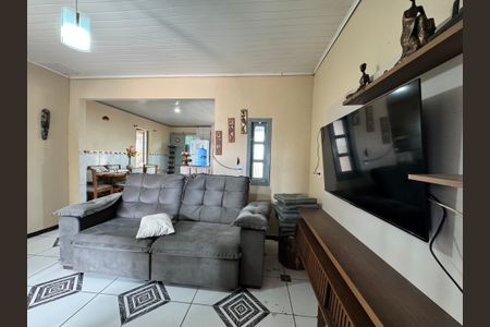 Casa à venda com 80m², 1 quarto e 2 vagasSala
