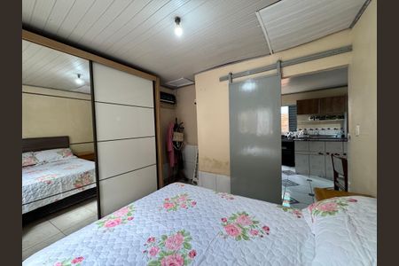 Casa à venda com 80m², 1 quarto e 2 vagasQuarto 1