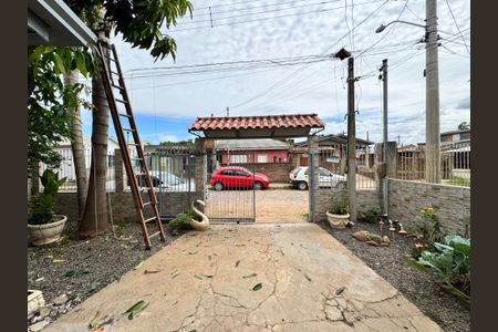 Casa à venda com 80m², 1 quarto e 2 vagasEntrada