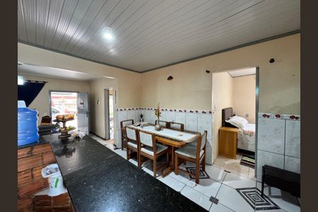 Casa à venda com 80m², 1 quarto e 2 vagasCozinha