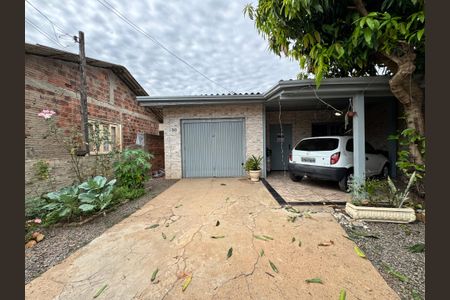 Casa à venda com 80m², 1 quarto e 2 vagasEntrada