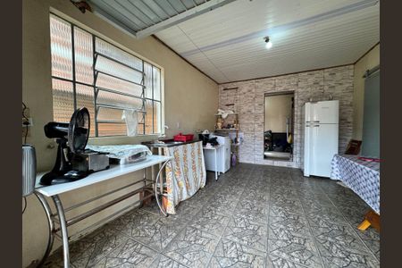 Casa à venda com 80m², 1 quarto e 2 vagasGaragem