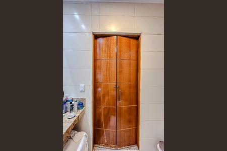 Apartamento à venda com 180m², 3 quartos e 3 vagasBanheiro da Suíte