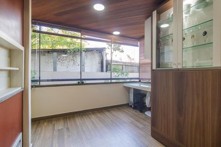 Apartamento à venda com 84m², 3 quartos e 1 vagaSala