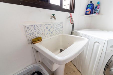 Apartamento à venda com 160m², 3 quartos e 2 vagas Apartamento à venda com 160m², 3 quartos e 2 vagasÁrea de Serviço