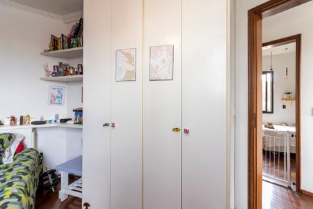 Apartamento à venda com 160m², 3 quartos e 2 vagas Apartamento à venda com 160m², 3 quartos e 2 vagasQuarto 2