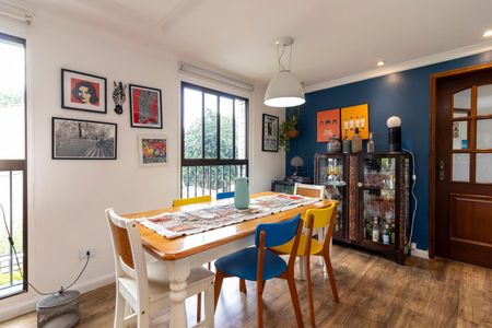 Apartamento à venda com 160m², 3 quartos e 2 vagas Apartamento à venda com 160m², 3 quartos e 2 vagasSala de Jantar