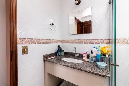 Apartamento à venda com 160m², 3 quartos e 2 vagas Apartamento à venda com 160m², 3 quartos e 2 vagasBanheiro