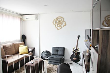 Apartamento à venda com 105m², 2 quartos e 1 vagaSala de TV