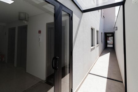 Apartamento à venda com 56m², 2 quartos e sem vaga Apartamento à venda com 56m², 2 quartos e sem vagaÁrea comum - Corredor de acesso