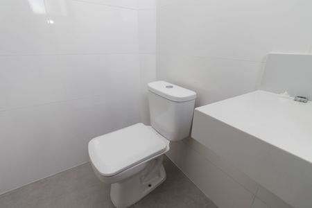 Apartamento à venda com 56m², 2 quartos e sem vaga Apartamento à venda com 56m², 2 quartos e sem vagaLavabo do terraço