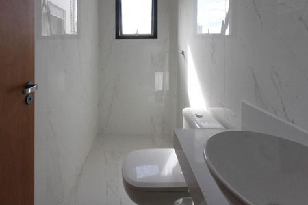 Apartamento à venda com 56m², 2 quartos e sem vaga Apartamento à venda com 56m², 2 quartos e sem vagaBanheiro