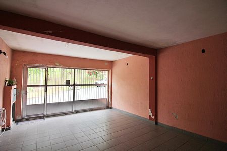 Casa à venda com 156m², 3 quartos e 3 vagasGaragem