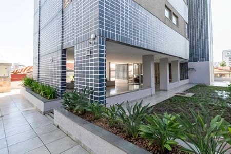 Apartamento à venda com 200m², 4 quartos e 3 vagas Apartamento à venda com 200m², 4 quartos e 3 vagasEntrada