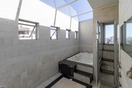 Apartamento à venda com 200m², 4 quartos e 3 vagas Apartamento à venda com 200m², 4 quartos e 3 vagasCobertura
