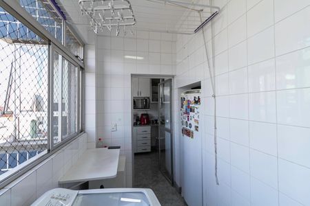 Apartamento à venda com 200m², 4 quartos e 3 vagas Apartamento à venda com 200m², 4 quartos e 3 vagasÁrea de serviço
