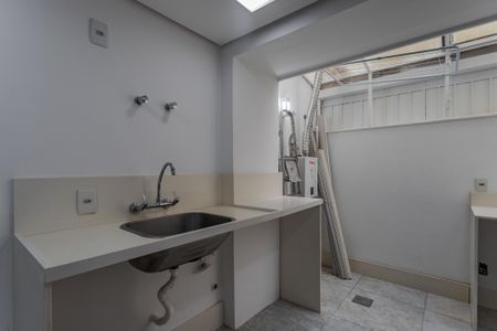 Casa de condomínio à venda com 271m², 3 quartos e 2 vagas Casa de condomínio à venda com 271m², 3 quartos e 2 vagasÁrea de Serviço