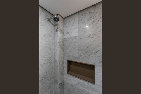 Casa de condomínio à venda com 271m², 3 quartos e 2 vagas Casa de condomínio à venda com 271m², 3 quartos e 2 vagasBanheiro Suíte