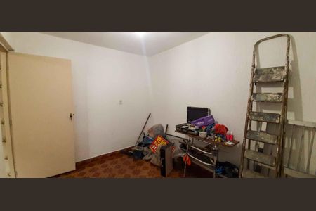 Casa à venda com 224m², 3 quartos e 2 vagas Casa à venda com 224m², 3 quartos e 2 vagasCasa 1 - Quarto