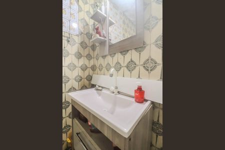 Casa à venda com 300m², 3 quartos e 3 vagas Casa à venda com 300m², 3 quartos e 3 vagasBanheiro Social