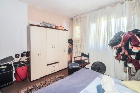 Casa à venda com 300m², 3 quartos e 3 vagas Casa à venda com 300m², 3 quartos e 3 vagasQuarto 2
