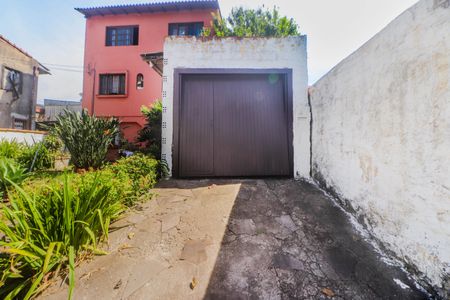 Casa à venda com 300m², 3 quartos e 3 vagas Casa à venda com 300m², 3 quartos e 3 vagasGaragem