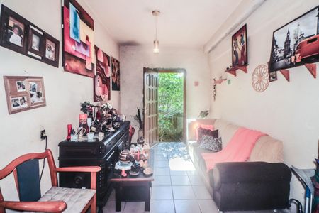 Casa à venda com 300m², 3 quartos e 3 vagas Casa à venda com 300m², 3 quartos e 3 vagasSala 2