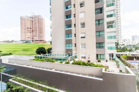 Apartamento à venda com 338m², 4 quartos e 4 vagas Apartamento à venda com 338m², 4 quartos e 4 vagasVista da Suíte