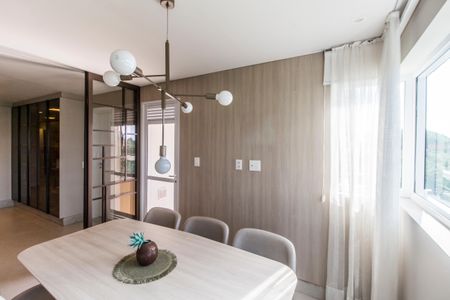 Apartamento à venda com 338m², 4 quartos e 4 vagas Apartamento à venda com 338m², 4 quartos e 4 vagasCopa