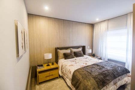 Apartamento à venda com 338m², 4 quartos e 4 vagas Apartamento à venda com 338m², 4 quartos e 4 vagasSuíte 4