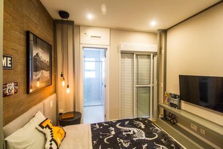 Apartamento à venda com 338m², 4 quartos e 4 vagas Apartamento à venda com 338m², 4 quartos e 4 vagasSuíte 2