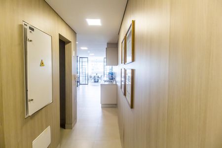 Apartamento à venda com 338m², 4 quartos e 4 vagas Apartamento à venda com 338m², 4 quartos e 4 vagasCozinha