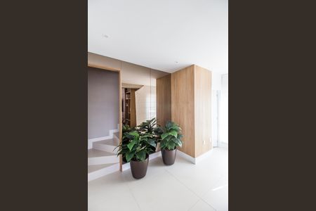 Apartamento à venda com 338m², 4 quartos e 4 vagas Apartamento à venda com 338m², 4 quartos e 4 vagasSala