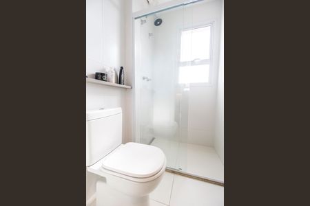 Apartamento à venda com 338m², 4 quartos e 4 vagas Apartamento à venda com 338m², 4 quartos e 4 vagasBanheiro da Suíte 1