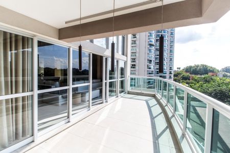 Apartamento à venda com 338m², 4 quartos e 4 vagas Apartamento à venda com 338m², 4 quartos e 4 vagasVaranda gourmet