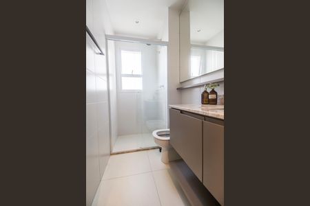 Apartamento à venda com 338m², 4 quartos e 4 vagas Apartamento à venda com 338m², 4 quartos e 4 vagasBanheiro da Suíte 4