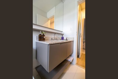 Apartamento à venda com 338m², 4 quartos e 4 vagas Apartamento à venda com 338m², 4 quartos e 4 vagasBanheiro da Suíte 4