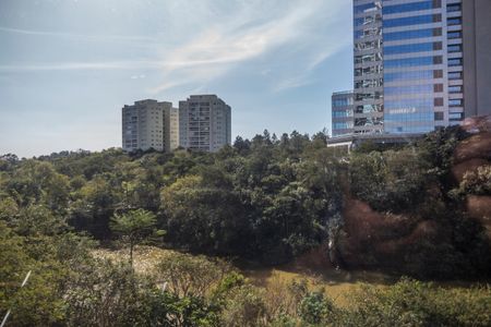 Apartamento à venda com 338m², 4 quartos e 4 vagasVista