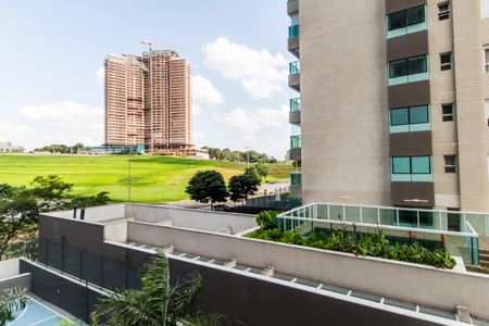 Apartamento à venda com 338m², 4 quartos e 4 vagas Apartamento à venda com 338m², 4 quartos e 4 vagasVista da Suíte