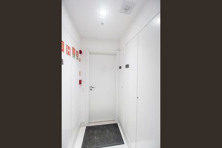 Apartamento à venda com 338m², 4 quartos e 4 vagas Apartamento à venda com 338m², 4 quartos e 4 vagasSala