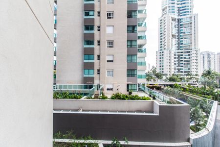 Apartamento à venda com 338m², 4 quartos e 4 vagas Apartamento à venda com 338m², 4 quartos e 4 vagasVista da Suíte
