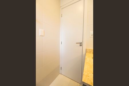 Apartamento à venda com 338m², 4 quartos e 4 vagas Apartamento à venda com 338m², 4 quartos e 4 vagasBanheiro da Suíte 2