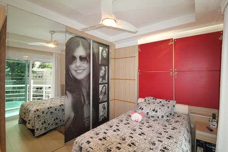 Casa à venda com 790m², 4 quartos e 8 vagasSuíte 2