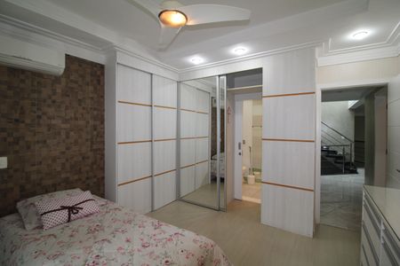 Casa à venda com 790m², 4 quartos e 8 vagasSuíte 1