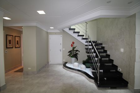 Casa à venda com 790m², 4 quartos e 8 vagasSala