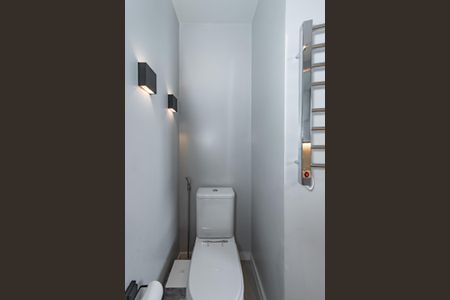 Apartamento à venda com 197m², 3 quartos e 3 vagas Apartamento à venda com 197m², 3 quartos e 3 vagasBanheiro da Suíte 3