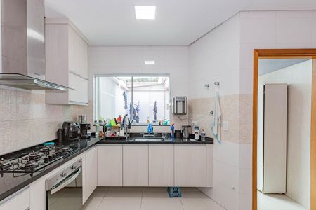 Casa à venda com 250m², 3 quartos e 2 vagasCozinha