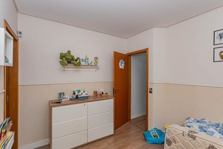 Casa à venda com 250m², 3 quartos e 2 vagasSuíte 1