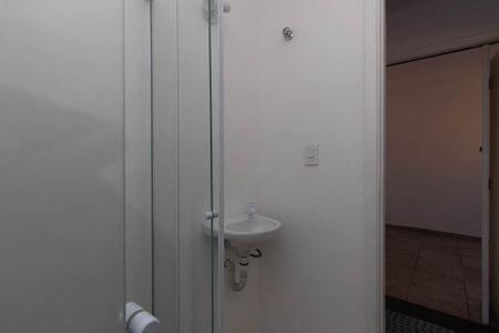 Apartamento à venda com 54m², 2 quartos e 1 vaga Apartamento à venda com 54m², 2 quartos e 1 vagaBanheiro