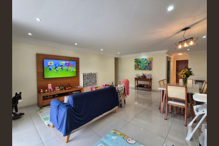 Apartamento à venda com 170m², 3 quartos e 2 vagasSala